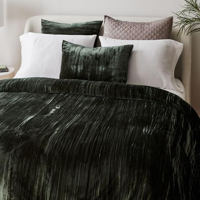 Lush Crinkle Velvet Duvet, King/Cal. King, Dark Moss