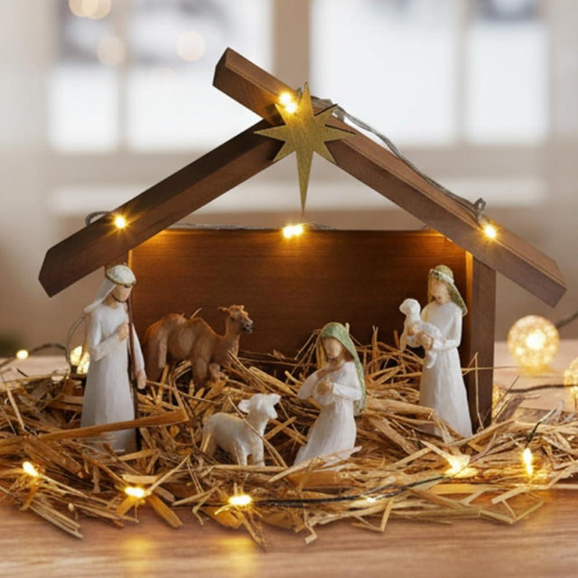 Pinkunn 2 Sets Christmas Nativity Manger 10.6 Inch Nativity Stable with LED Light Roof Star Wooden Manger Scene Creche for Christmas Christian Religious Gifts Xmas Stable Home Desk Decor