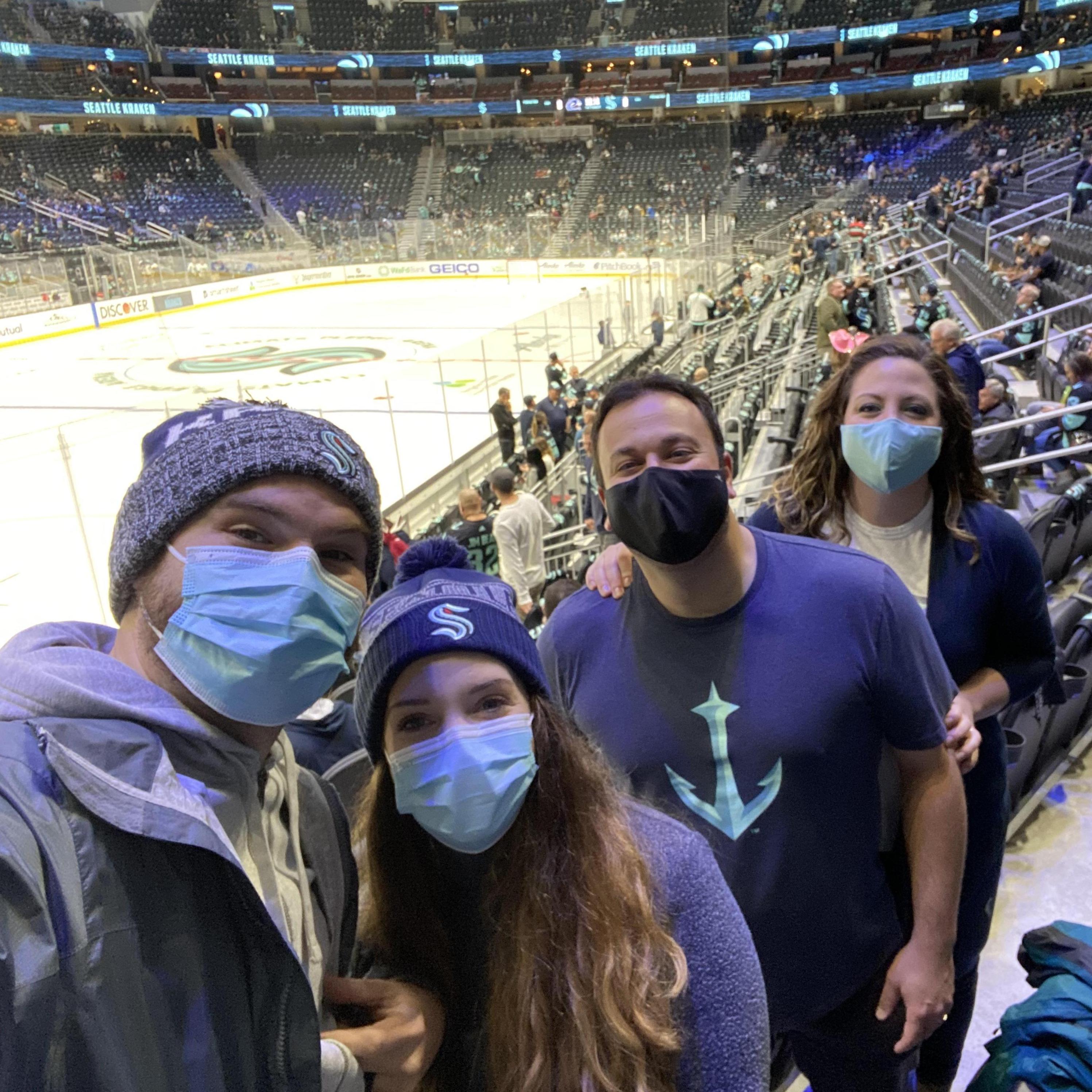 RELEASE THE KRAKEN!! We were lucky enough to join our friends Ben and Brittany to attend the first Kraken hockey game ever!!