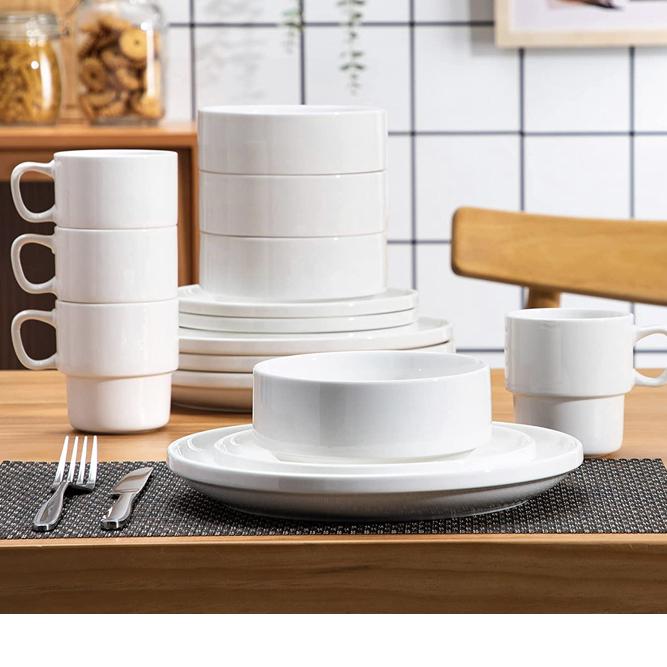 Dishes Set