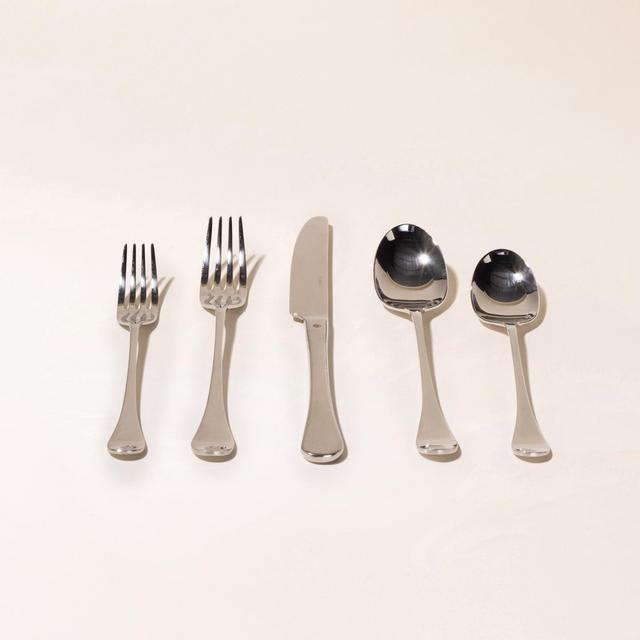 Flatware - 4 Place Settings Set