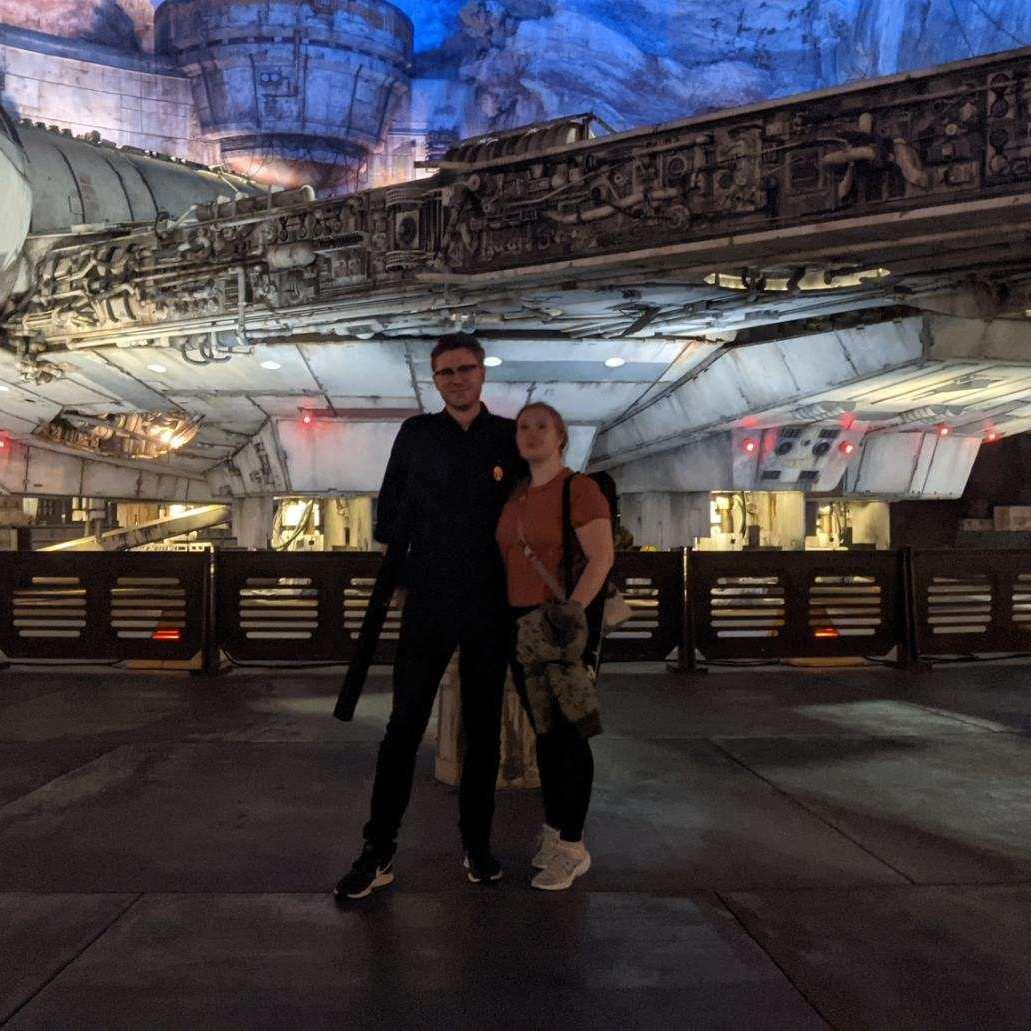 What the hell's an Aluminum Falcon? Disneyland, 2021