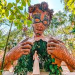 Escultura Ven a la Luz