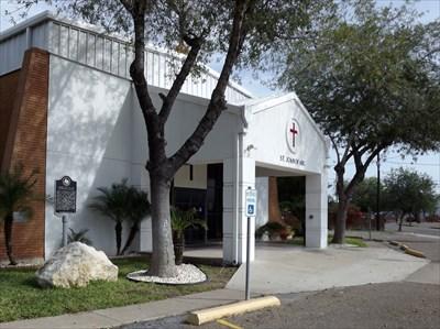 The Wedding Website of Alicia Mata and Javier Garza