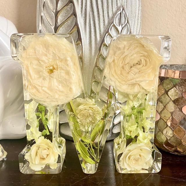 Custom wedding bouquet preservation, Large...