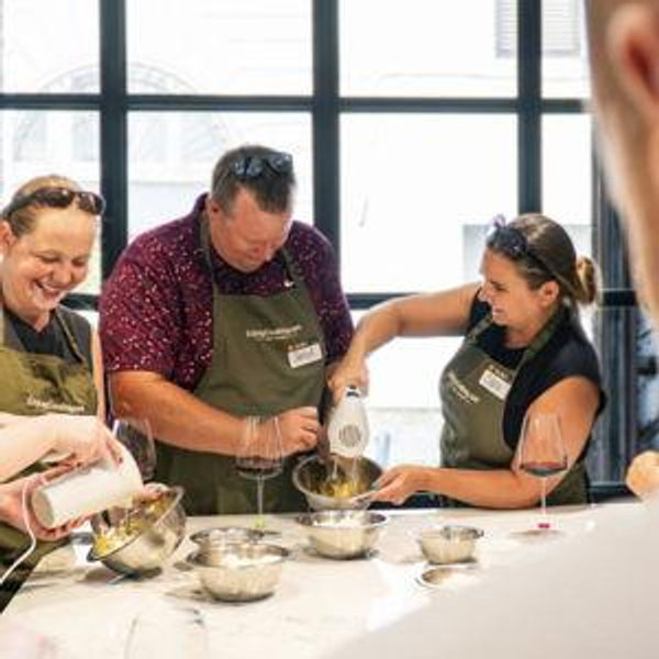 Cooking Class to Learn How to Make Pasta, Ravioli, and Tiramisu in Rome