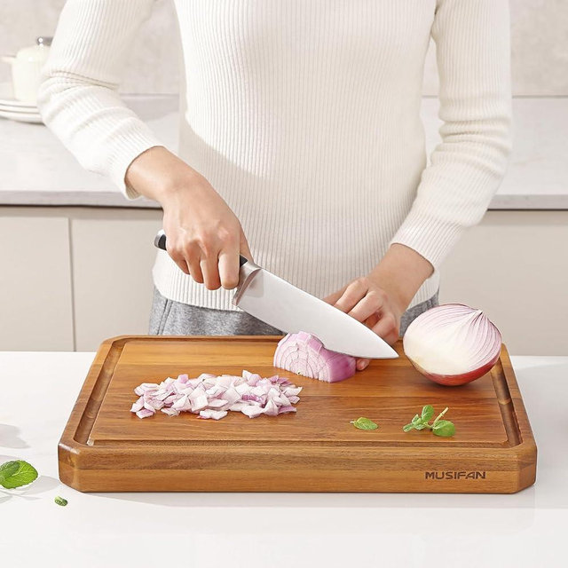 Acacia Wood Cutting Boards for Kitchen,Large Wooden Cutting Boards for Chopping Meat, Cheese, Fruits, and Vegetables，Extra Large Charcuterie Board with Handles, Juice Groove