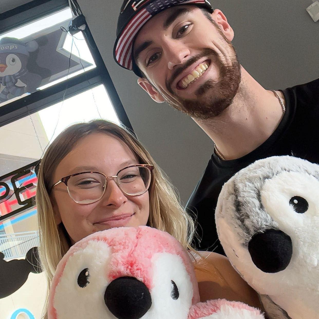 03.29.25 - Getting matching penguins at the aquarium