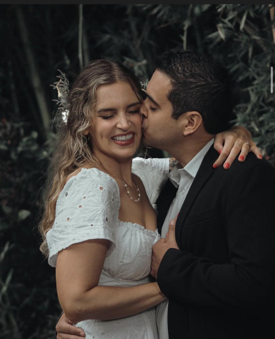 The Wedding Website of Juan David Uran Perez and Kathryn Denise Busch
