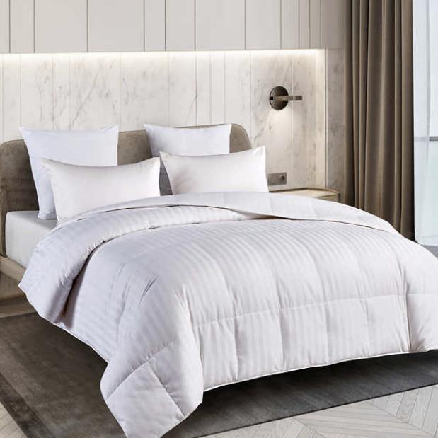 Hotel Grand White Down Comforter KING