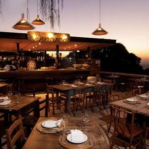 Dinner at Aprazível