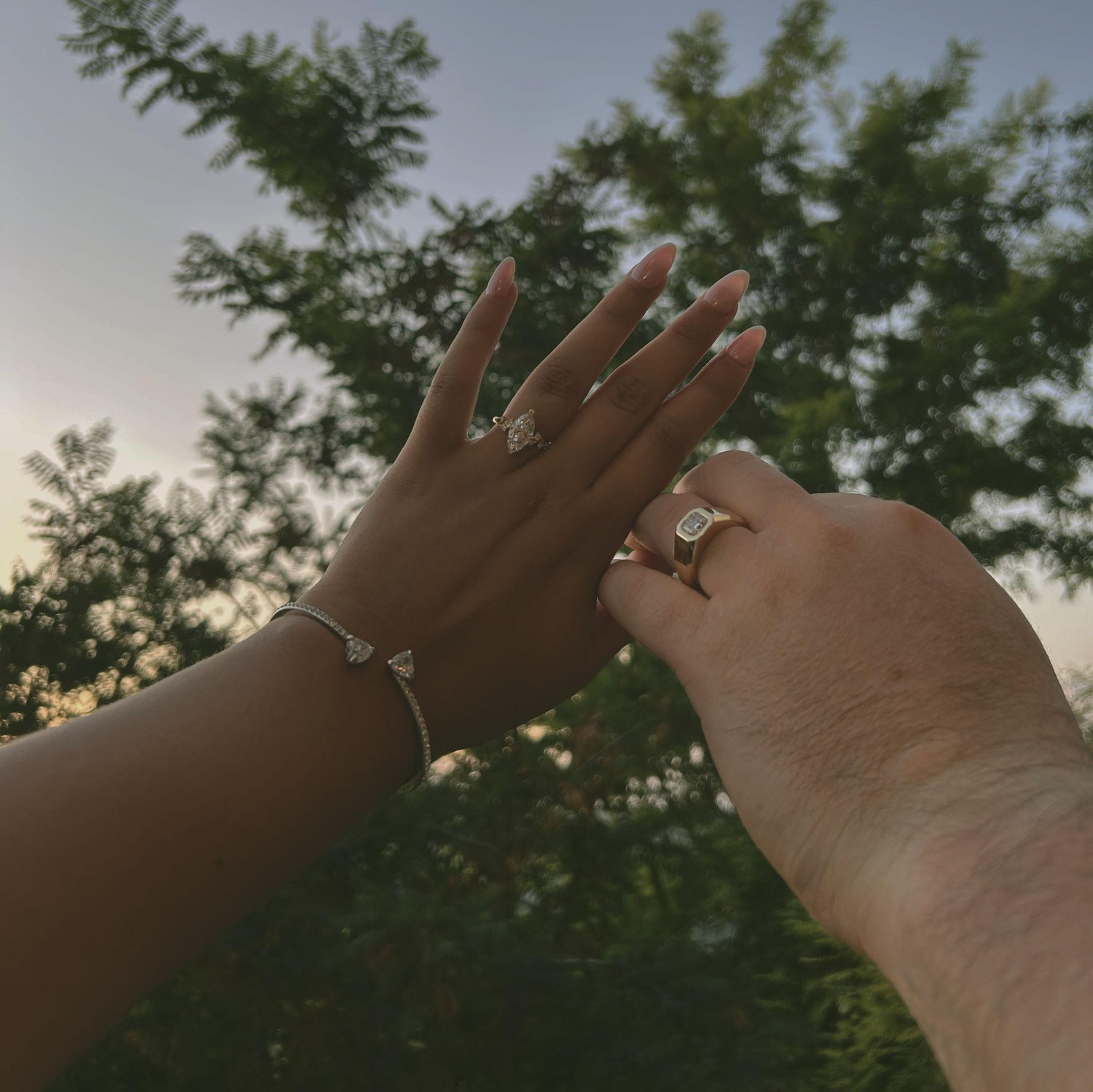 Debbie & Nick comparing hand size.