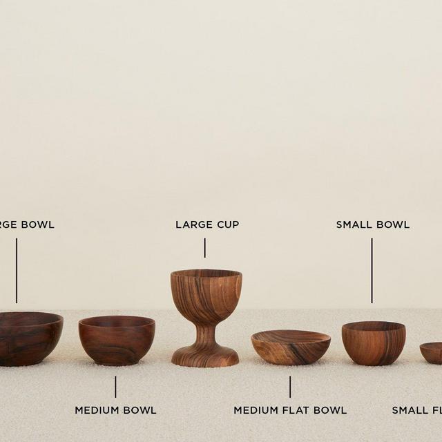 SIMPLE WALNUT BOWLS
