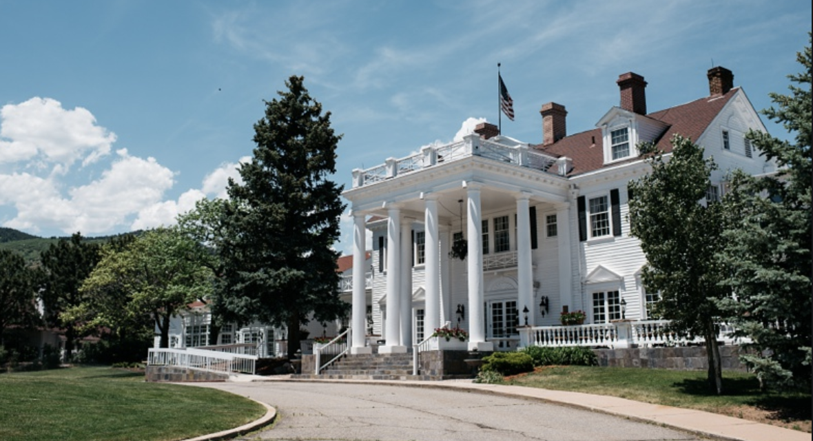 The Wedding Website of Lori Robinson and Tony Ceravolo