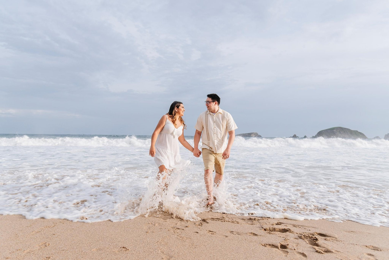 The Wedding Website of Delilah Figueroa and Alberto Saucedo