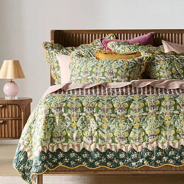 Iluka 100% Cotton Gauze Floral Quilt