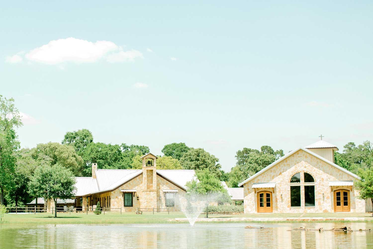 The Wedding Website of Yvonne Albarran and David Leija