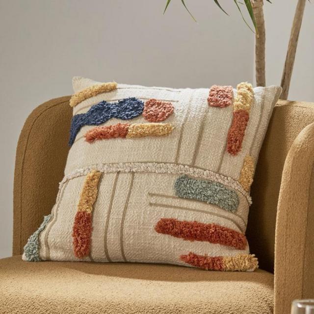 Quinton Tufted Pillow