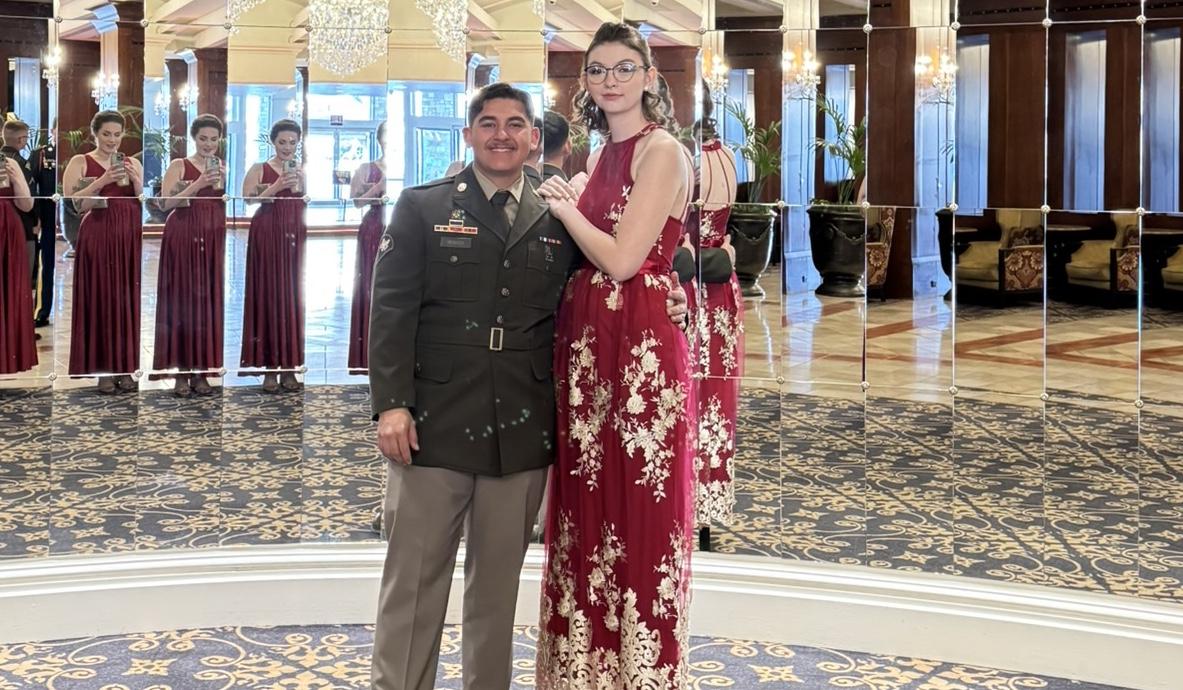 The Wedding Website of Roseanna Mendoza and Ethan Mendoza