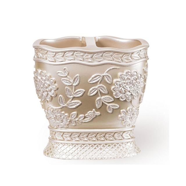 Rose Vine Toothbrush Holder