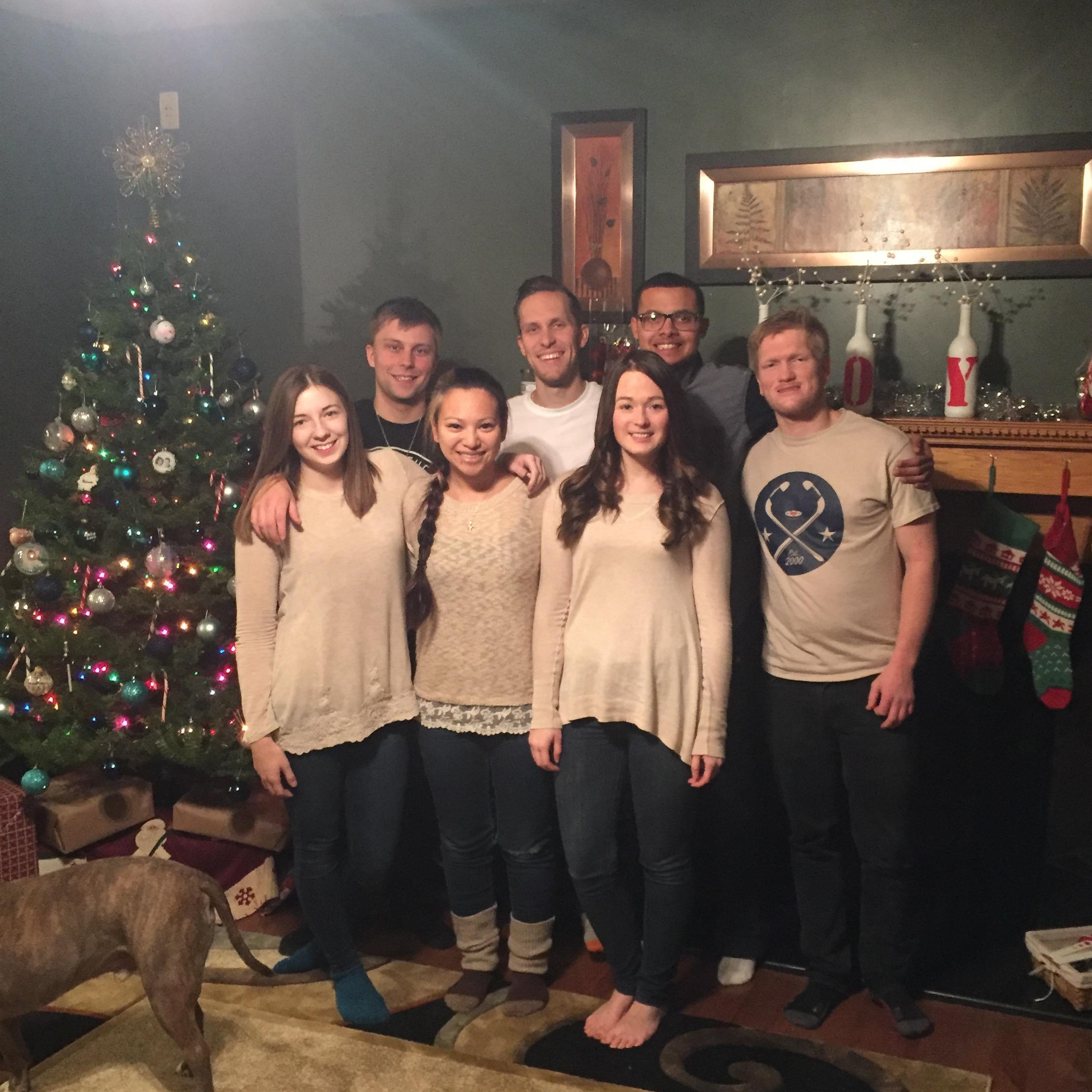 "Friendsgiving" 2015