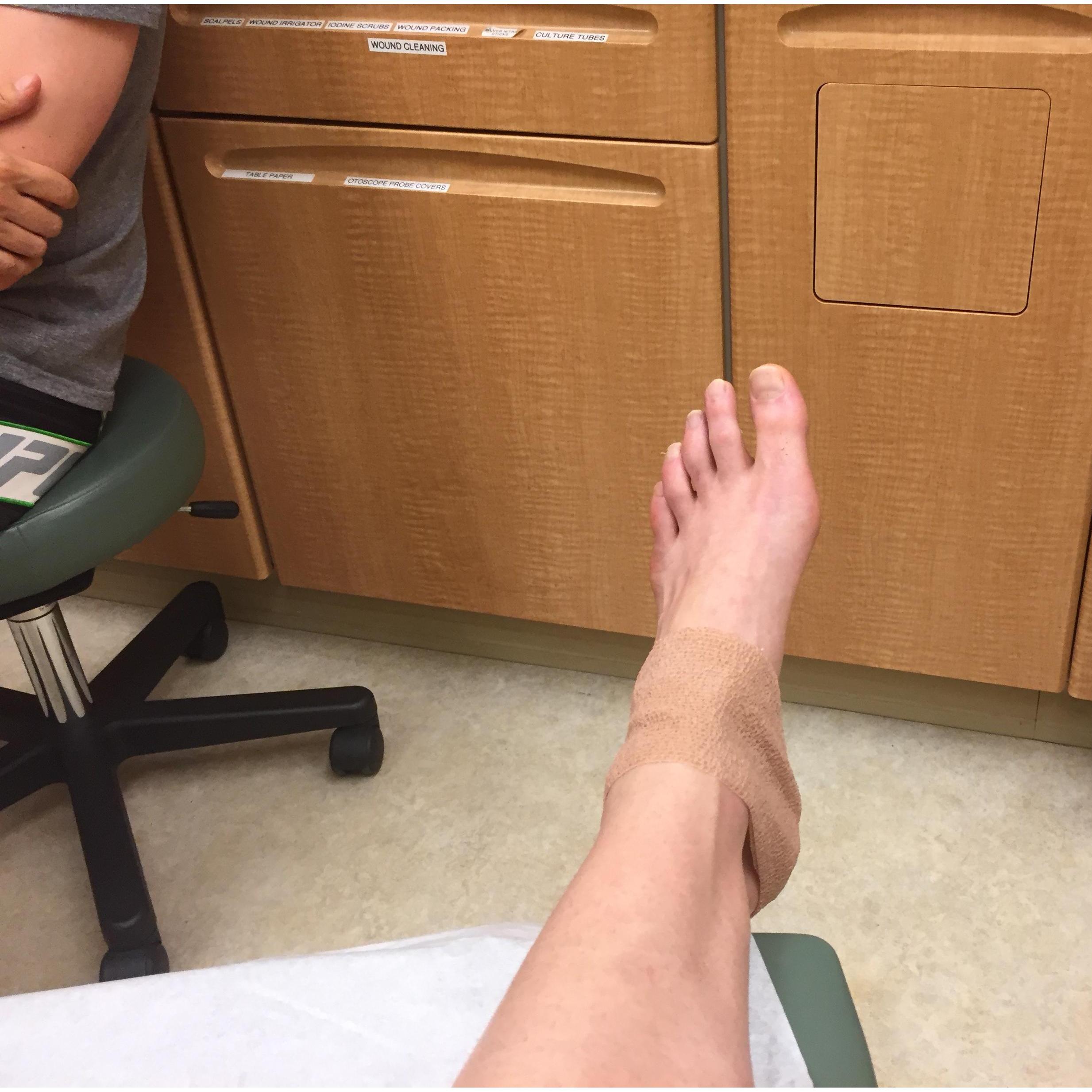 Date #79 -- Only a few hours later. Kelly passed the litmus test for calming urgent care/bedside manner. A year+ later Nat regrets not letting the nurse & K convince her to take a pic before stitches.