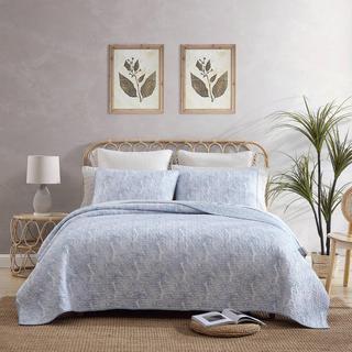 Distressed Water Leaves 3-Piece Reversible Quilt Set