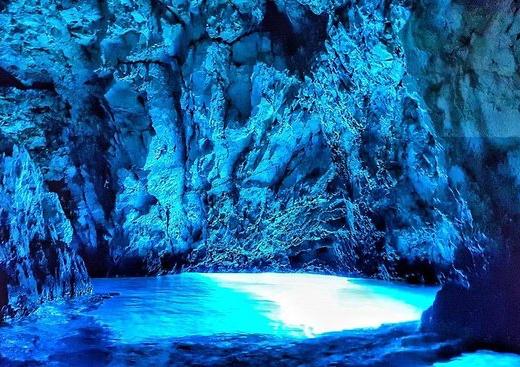 Private Boat Charter: Blue Cave, Hvar, Brac & Pakleni Islands