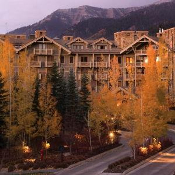 Four Seasons Couples Massage