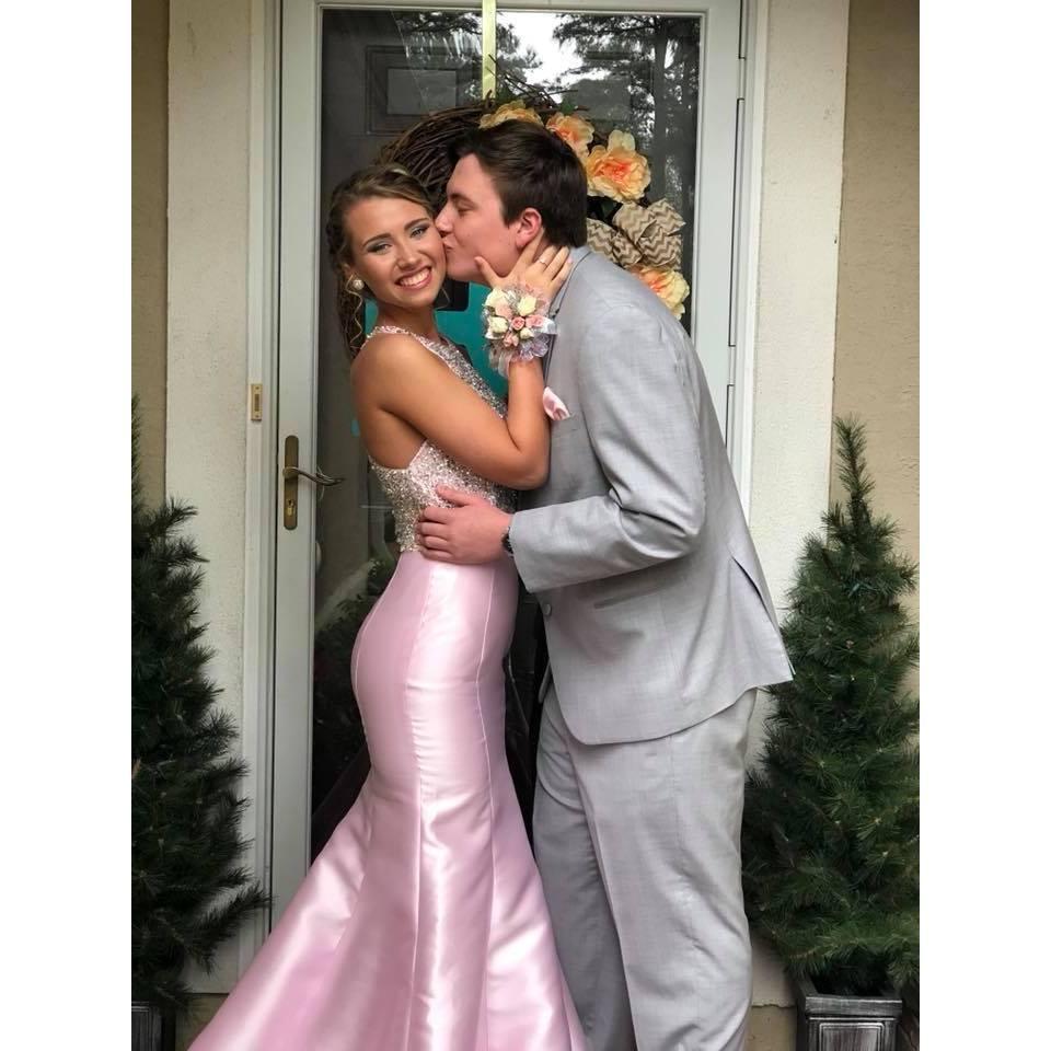 Prom, 2018.