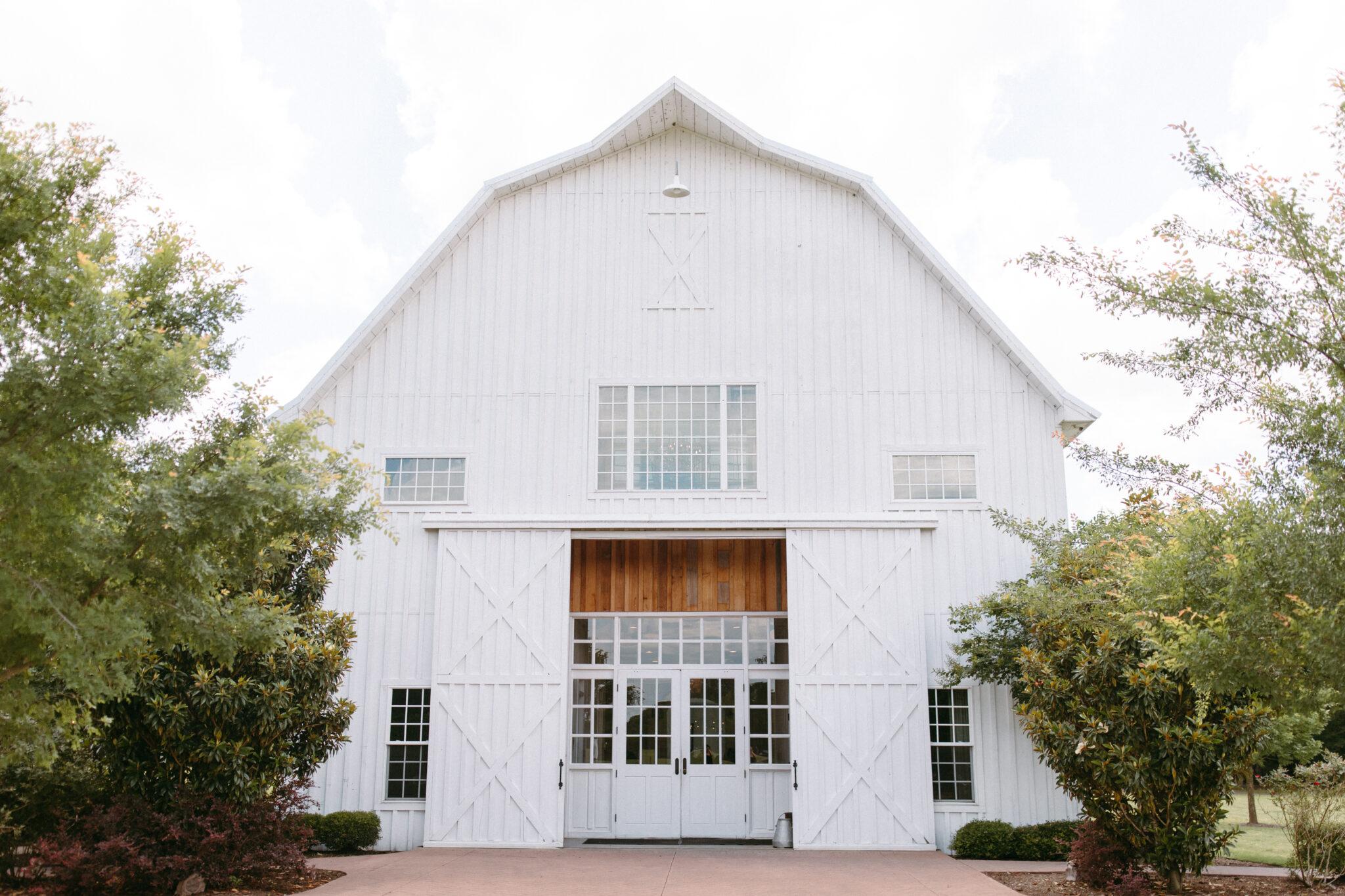 The Wedding Website of Lisa Jacob and John Endean