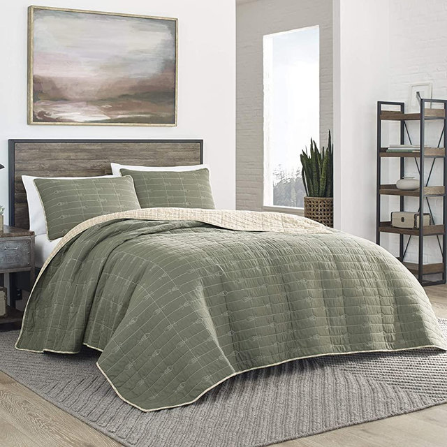 Eddie Bauer - Queen Quilt Set, Reversible Cotton Bedding with Matching Shams, Lightweight Home Decor for All Seasons (Troutdale Green, Queen)