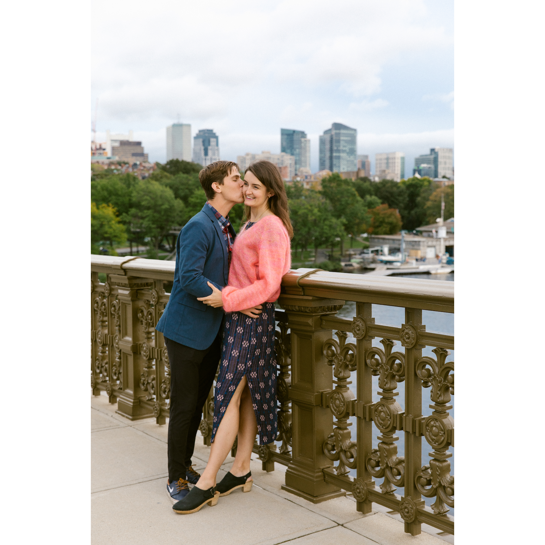 Engagement photos in Boston in 2021. (Photographer: Jenn Emerling)