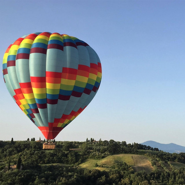 Honeymoon Hot Air Balloon Tour in Tuscany