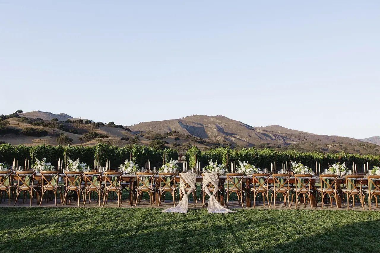 The Wedding Website of Lindsay Ann Folkert and Conner James Flood