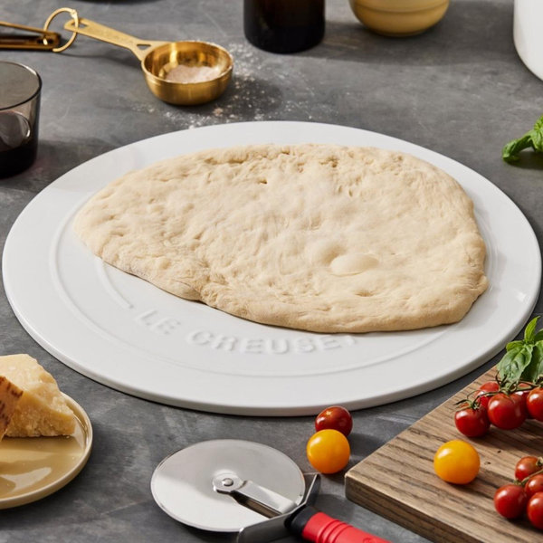 Le Creuset ® Stoneware White Round Pizza Stone