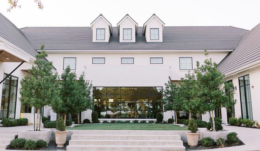 The Wedding Website of Isa Di Laura and Fran Vittar