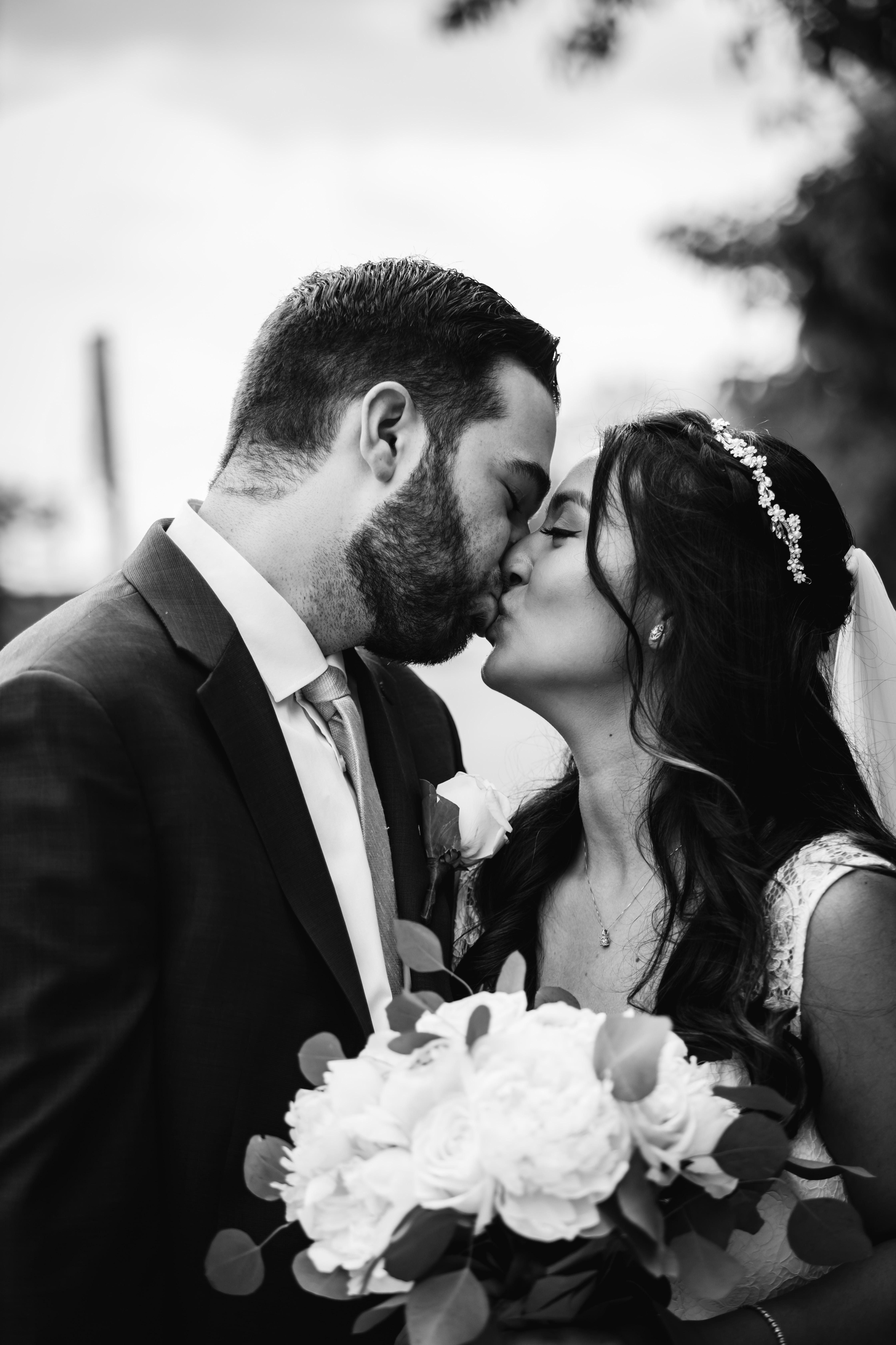 The Wedding Website of Michelle Velasco and Joey Cinelli