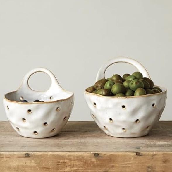 Set of 2 Cream Stoneware Colanders