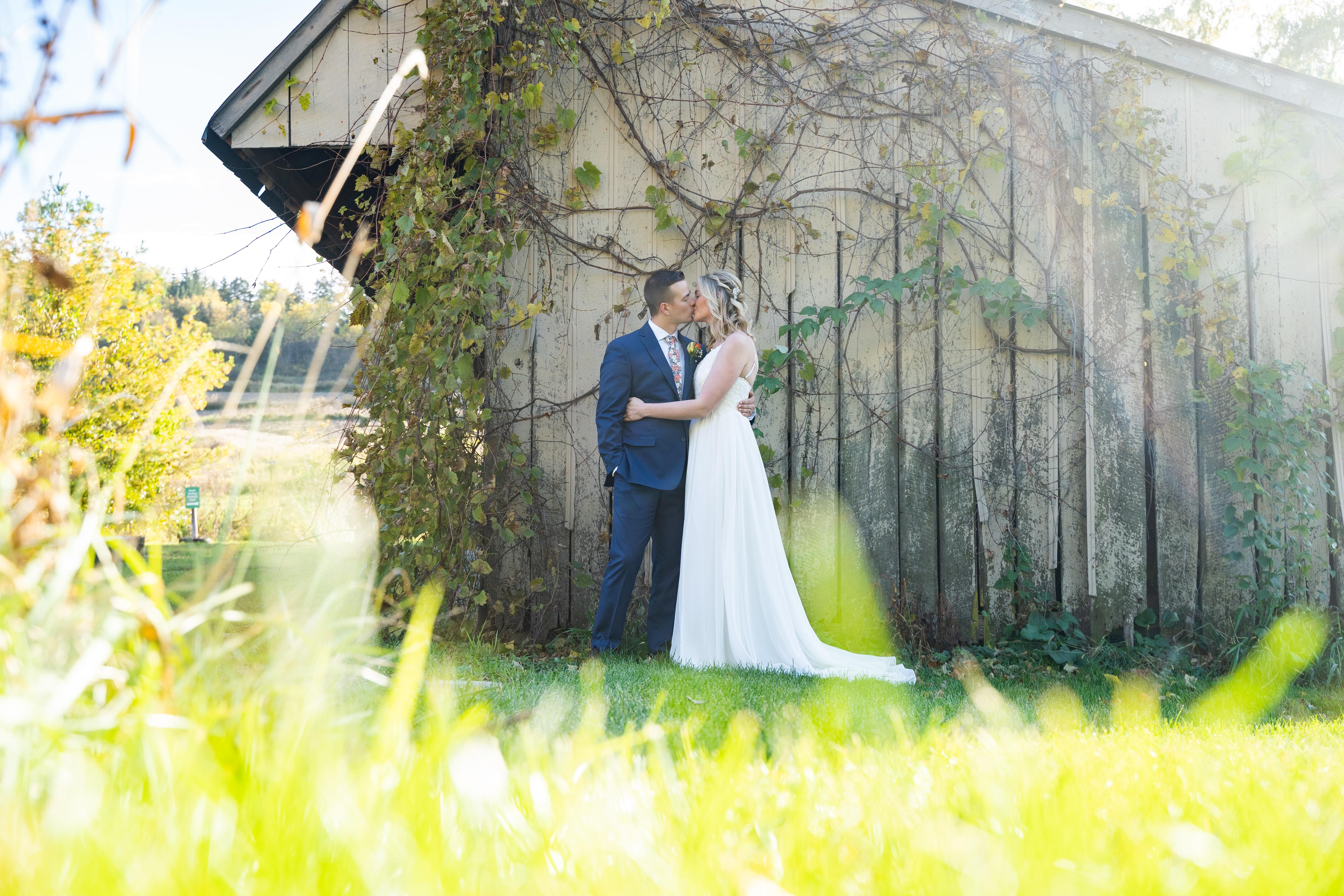 The Wedding Website of Lindsay Greifzu and Martin Kemp