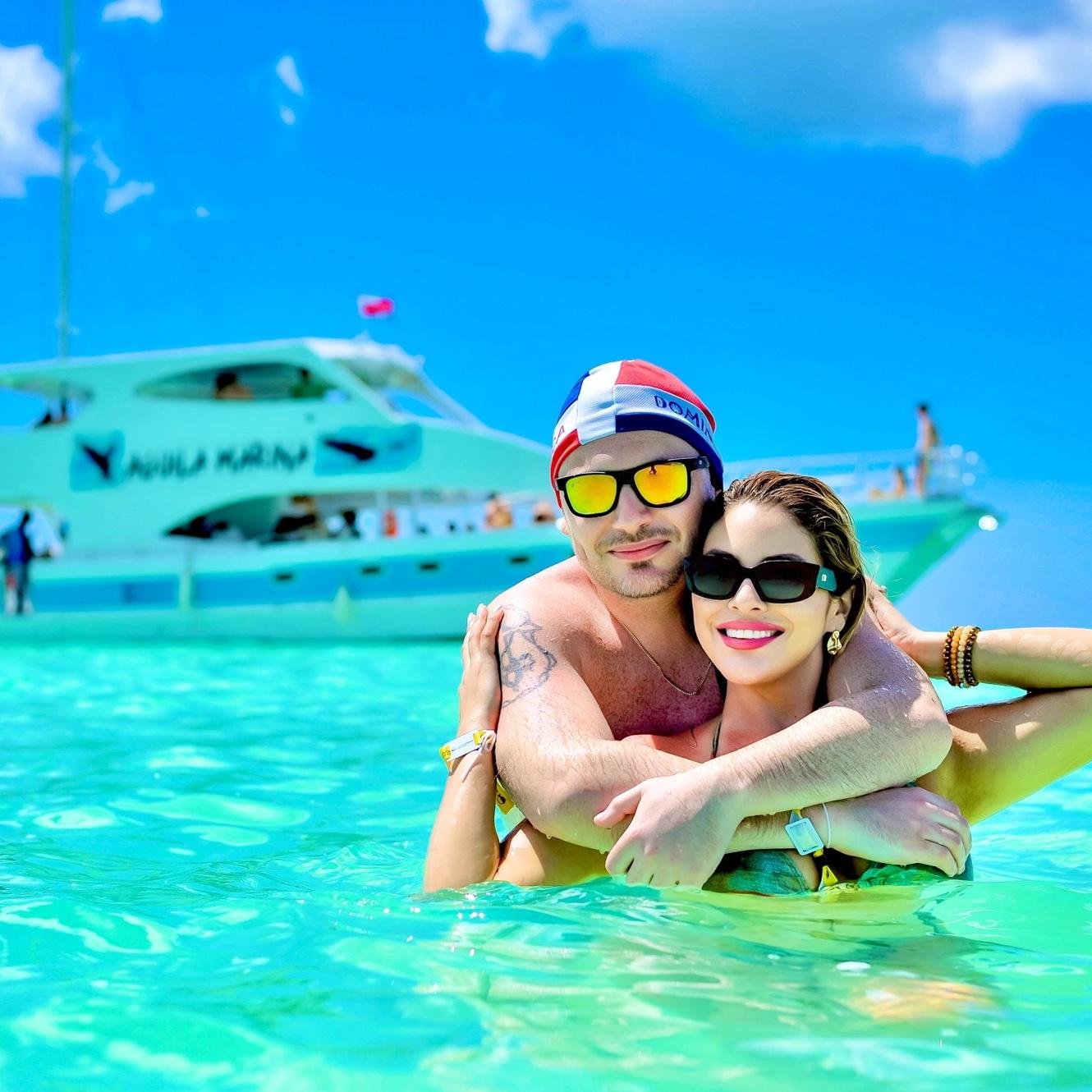 Punta Cana 2026, this shot was one to remember at Isla Saona. For our guest travelling to DR with us get ready because we will take you on a private boat to Isla Saona!