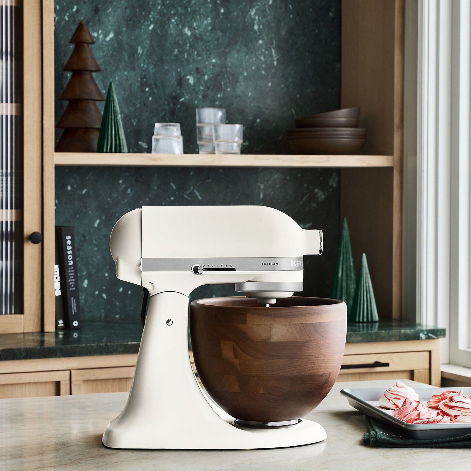 KitchenAid, Artisan Series 5 Qt. Tilt-Head Stand Mixer with Walnut