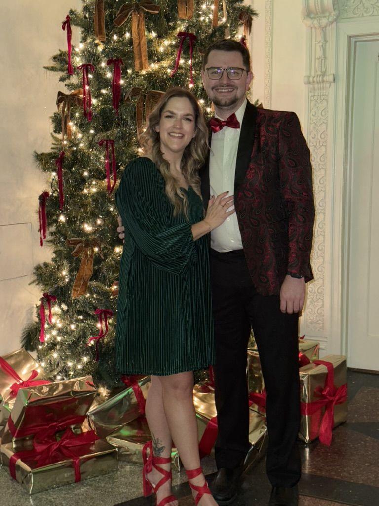 The Wedding Website of Holly Harris and Riley Scroggie