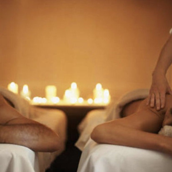 60-Minute Couples Massage