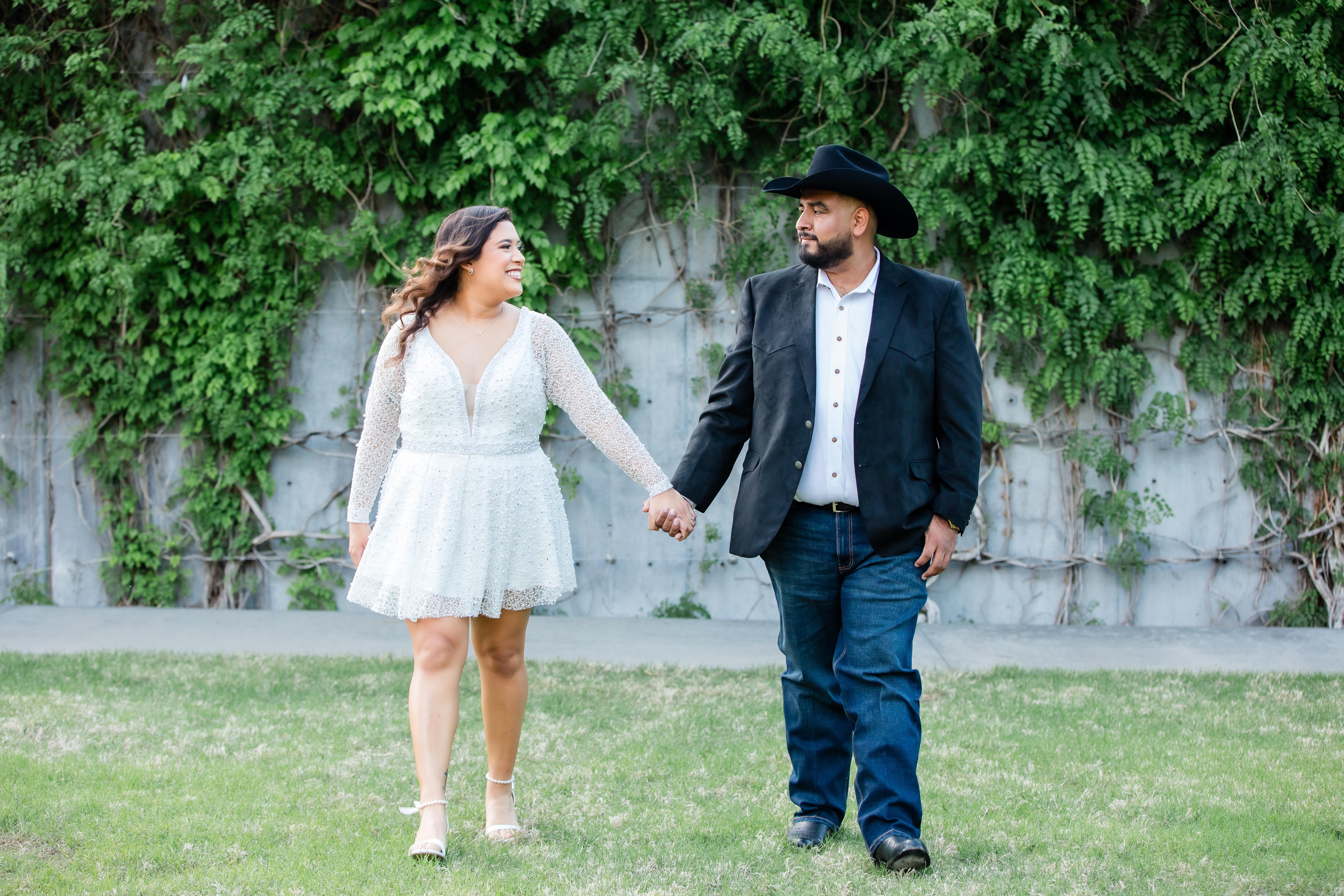 The Wedding Website of Abigail Hernandez and Orlando Asencio