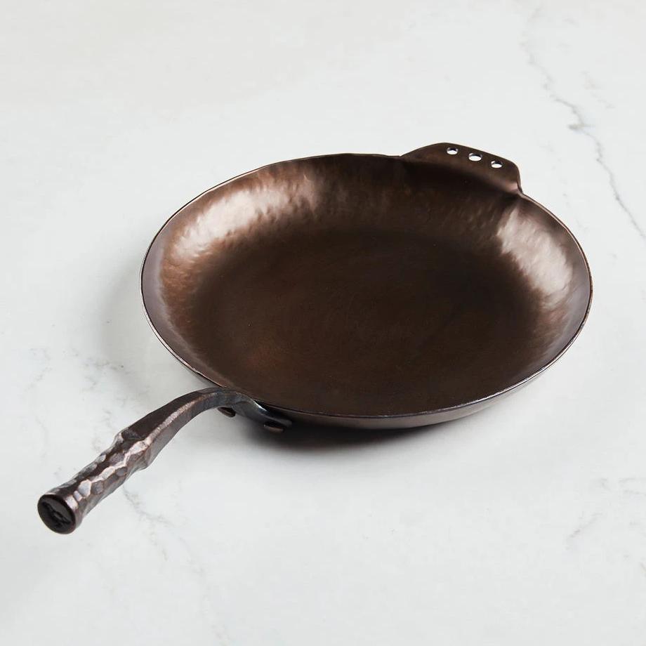 Smithey: Carbon Steel Farmhouse Skillet