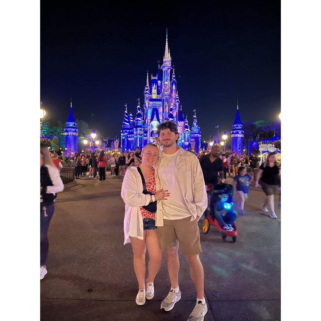 Family trip to DISNEY!