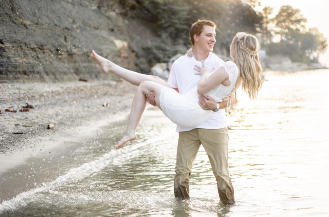 The Wedding Website of Amanda Kishel and Eric Madsen