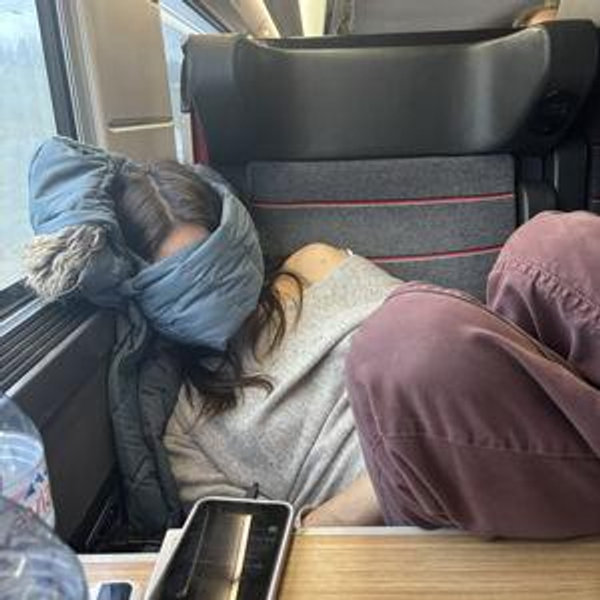 Honeymoon over land, over sea travel