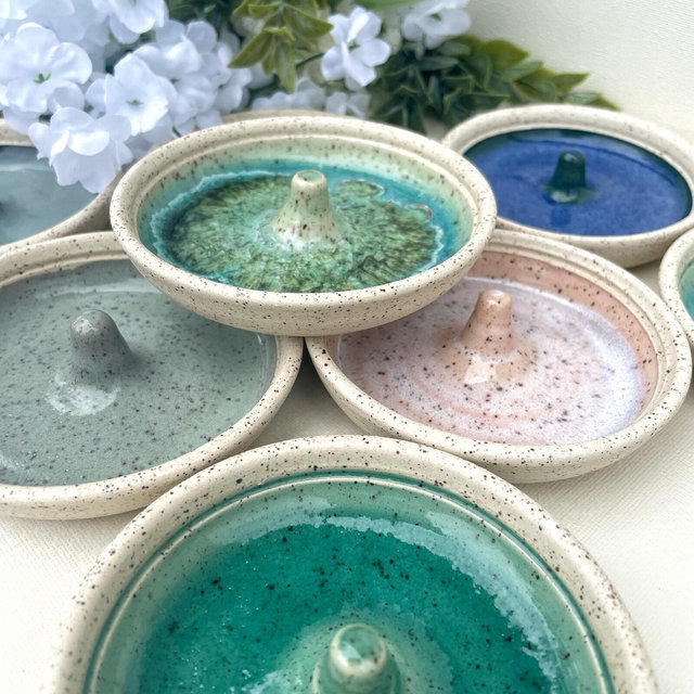Ceramic Ring Holder | Speckled Pottery Ring Holder Dish | Wedding Ring Holder | Engagement Ring Holder | Ceramic Ring Dish | Jewelry Holder
